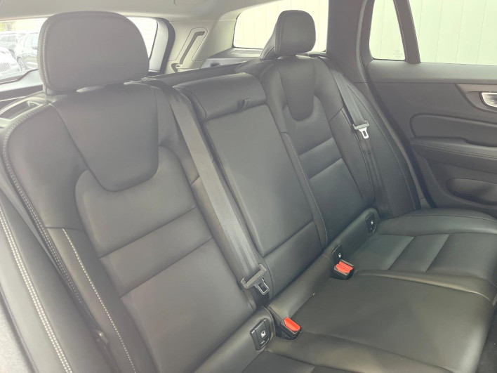 2023 Volvo V60 5AA-ZB420TM (UW-69f80e14a0da7)[6]