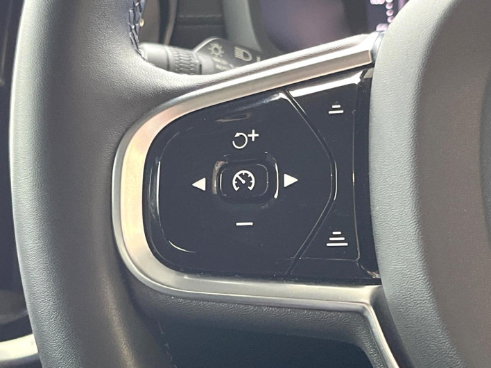 2023 Volvo V60 5AA-ZB420TM (UW-69f80e14a0da7)[19]