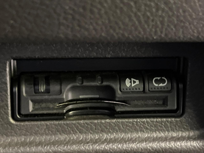 2013 Nissan Cube DBA-Z12 (UW-69f80e14bf8eb)[9]