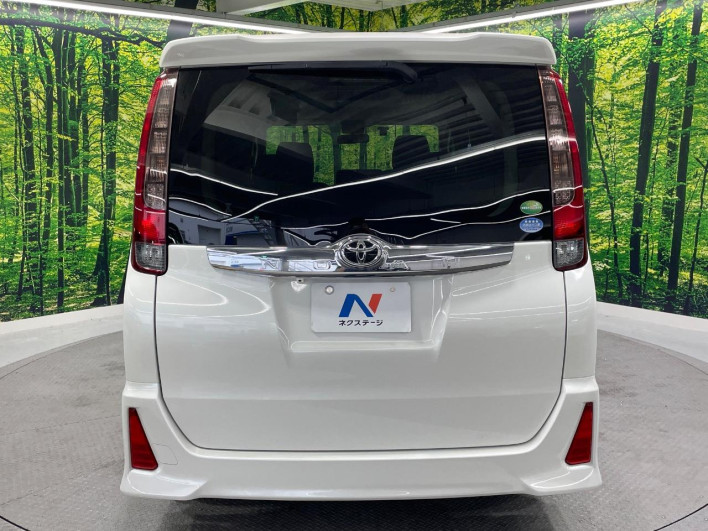 2014 Toyota Noah DBA-ZRR80W (UW-69f80e18d9079)[15]