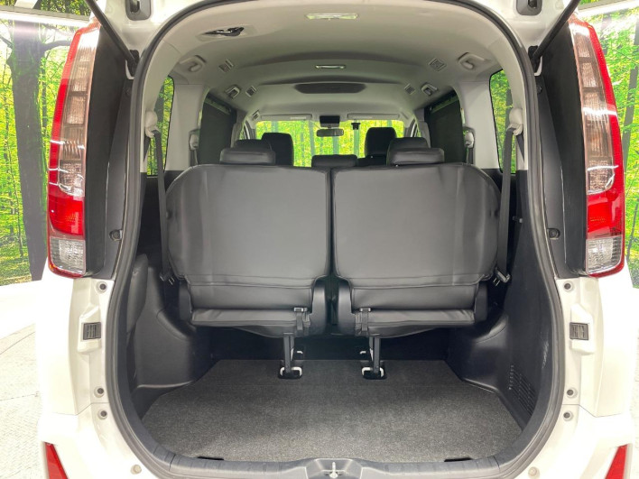 2014 Toyota Noah DBA-ZRR80W (UW-69f80e18d9079)[23]