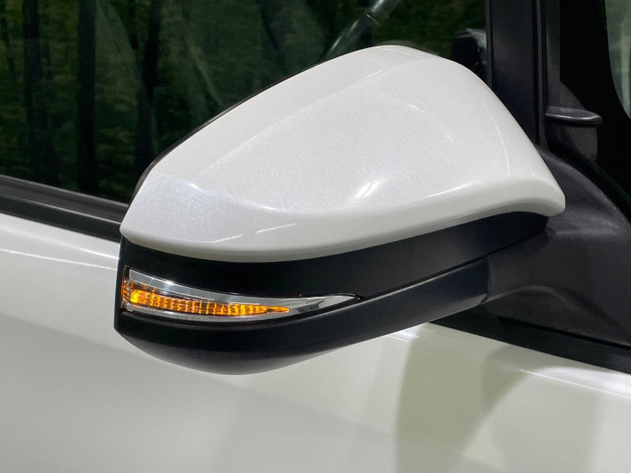 2014 Toyota Noah DBA-ZRR80W (UW-69f80e18d9079)[20]