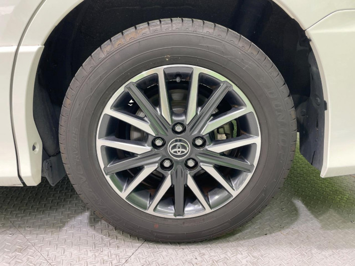 2014 Toyota Noah DBA-ZRR80W (UW-69f80e18d9079)[11]