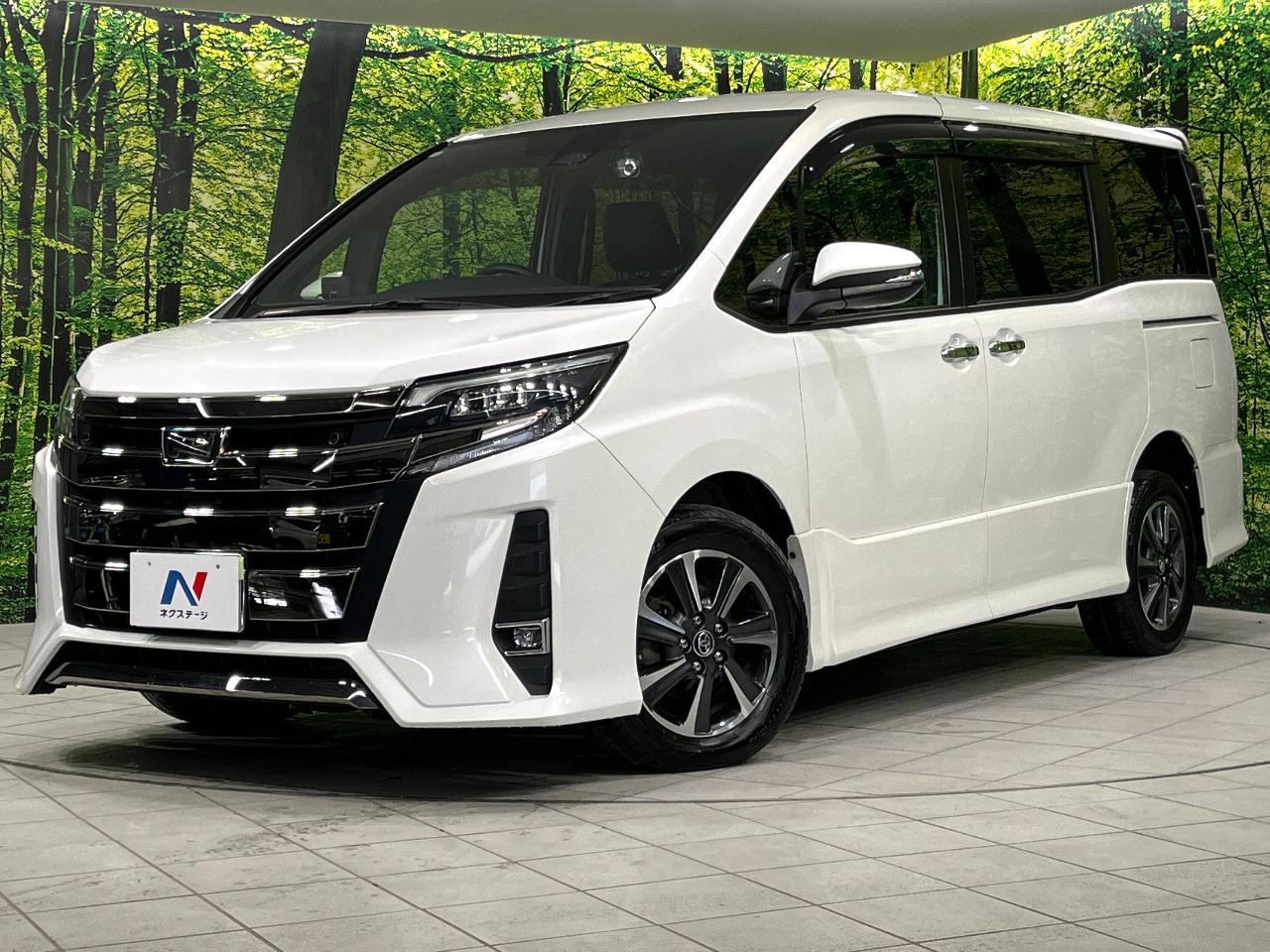 2018 Toyota Noah DBA-ZRR85W