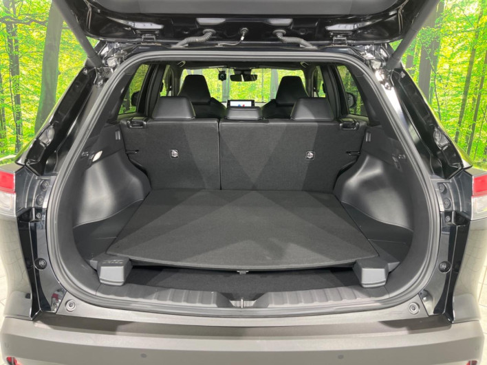 2022 Toyota Corolla Cross 6AA-ZVG15 (UW-69f80e235da3d)[14]