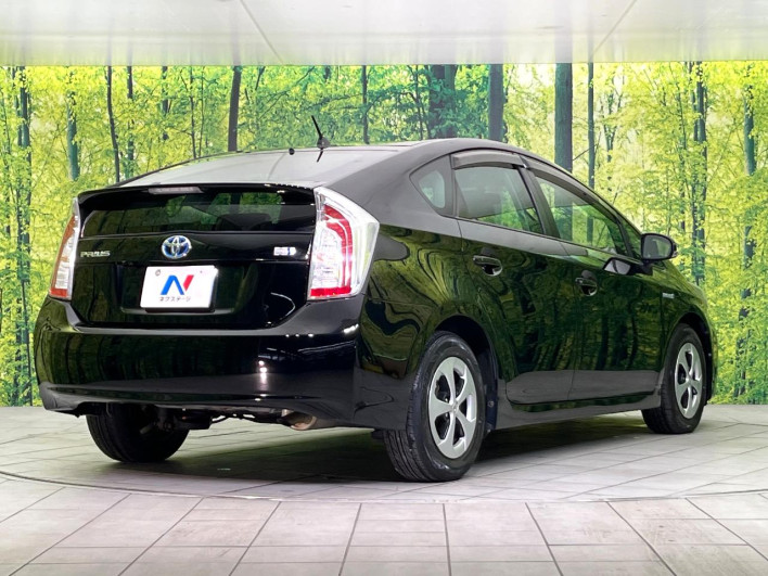 2012 Toyota Prius DAA-ZVW30 (UW-69f80e245700e)[16]