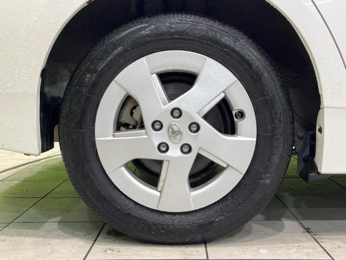 2010 Toyota Prius DAA-ZVW30 (UW-69f80e2578164)[6]