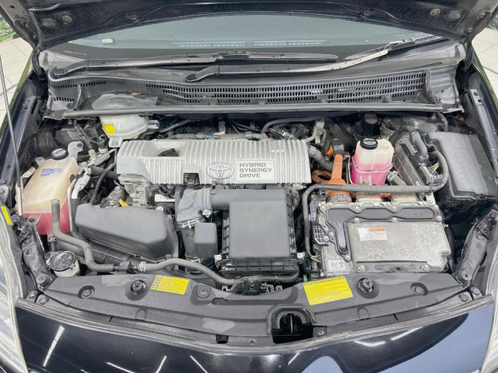 2012 Toyota Prius DAA-ZVW30 (UW-69f80e25c5979)[29]