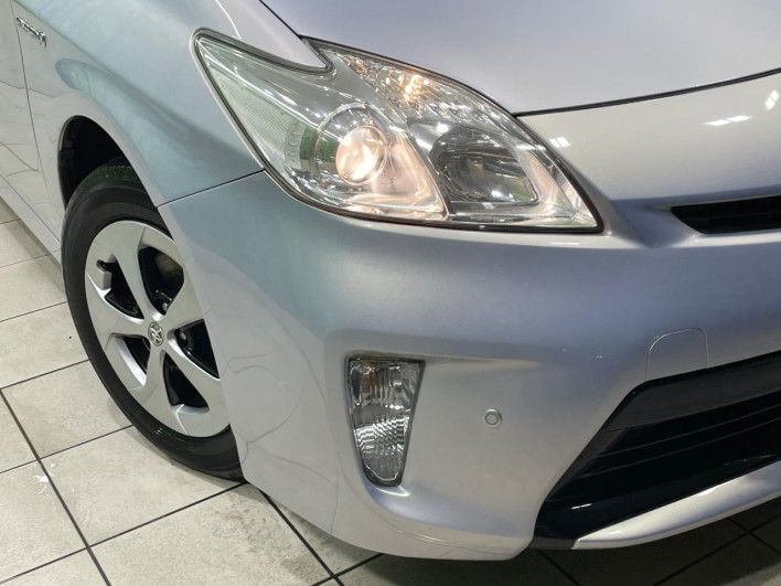2012 Toyota Prius DAA-ZVW30 (UW-69f80e265e309)[27]