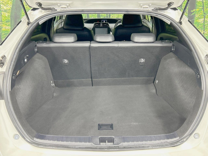 2015 Toyota Prius DAA-ZVW51 (UW-69f80e291bf88)[12]