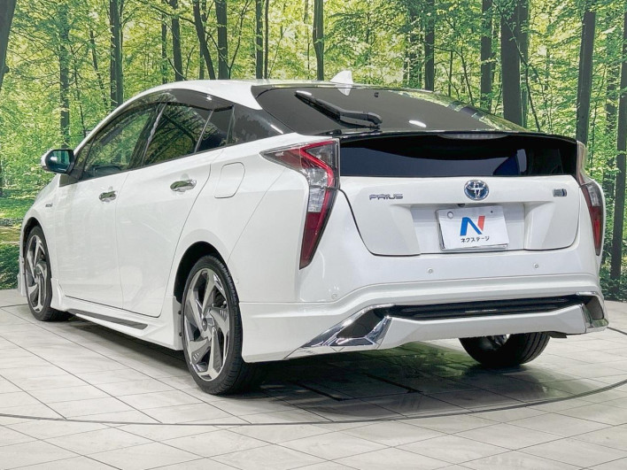 2015 Toyota Prius DAA-ZVW51 (UW-69f80e291bf88)[7]
