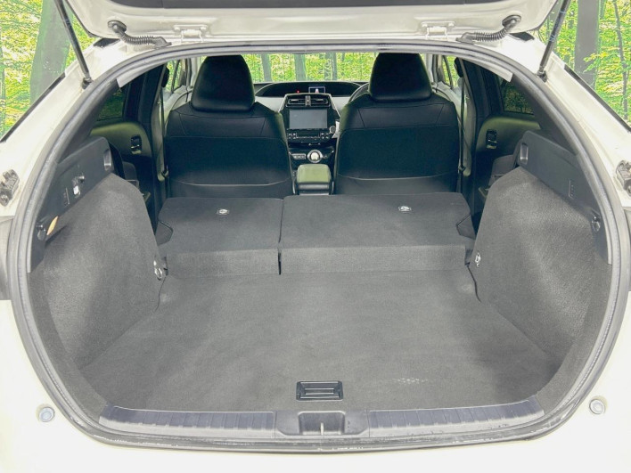 2015 Toyota Prius DAA-ZVW51 (UW-69f80e291bf88)[13]