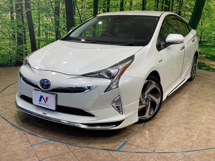 2016 Toyota Prius DAA-ZVW51 (UW-69f80e2a4b03e)[0]