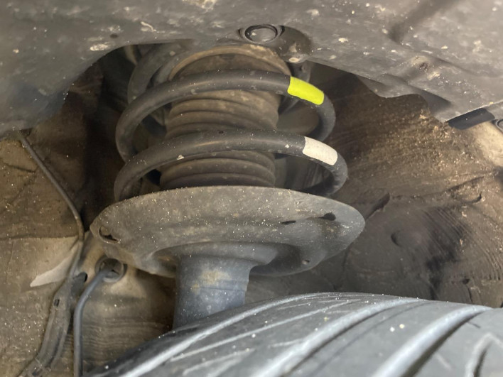2016 Toyota Prius DAA-ZVW51 (UW-69f80e2a4b03e)[25]