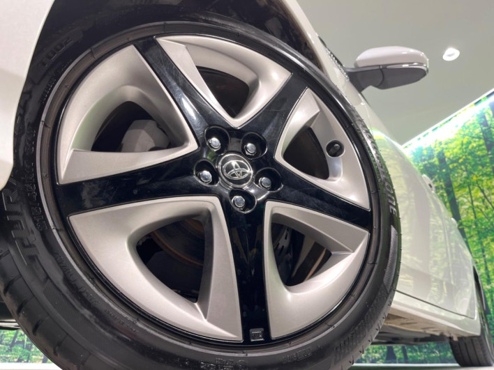 2020 Toyota Prius DAA-ZVW51 (UW-69f80e2ae0aab)[20]