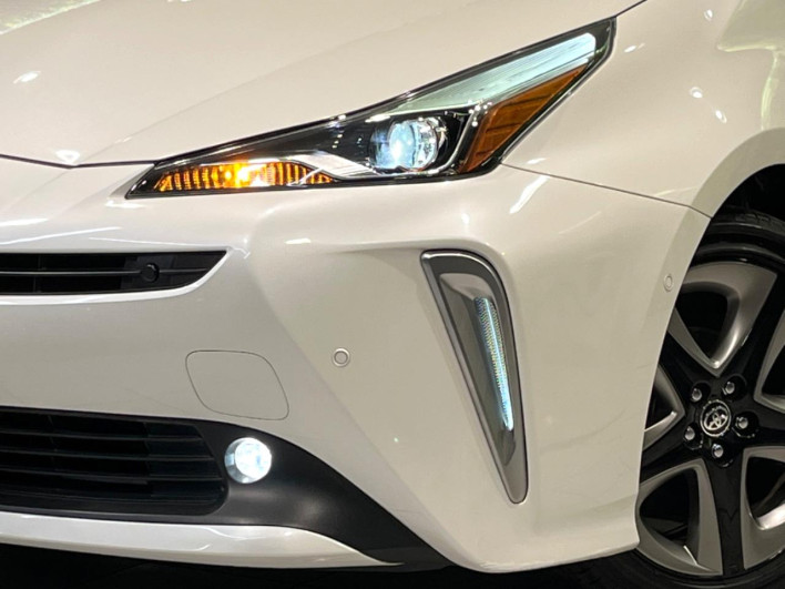 2020 Toyota Prius DAA-ZVW51 (UW-69f80e2ae0aab)[18]
