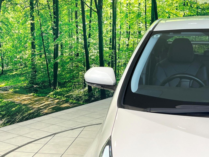 2020 Toyota Prius 6AA-ZVW51 (UW-69f80e2b07cf2)[19]
