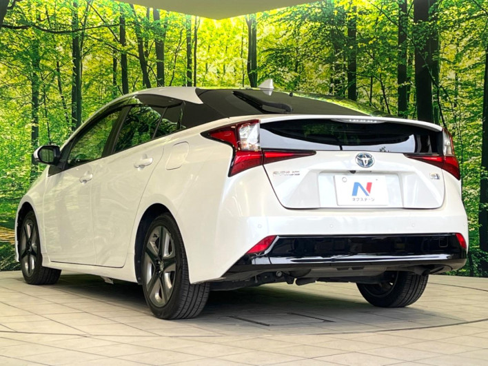 2020 Toyota Prius 6AA-ZVW51 (UW-69f80e2b07cf2)[16]
