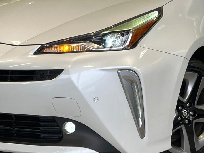 2020 Toyota Prius 6AA-ZVW51 (UW-69f80e2b07cf2)[18]