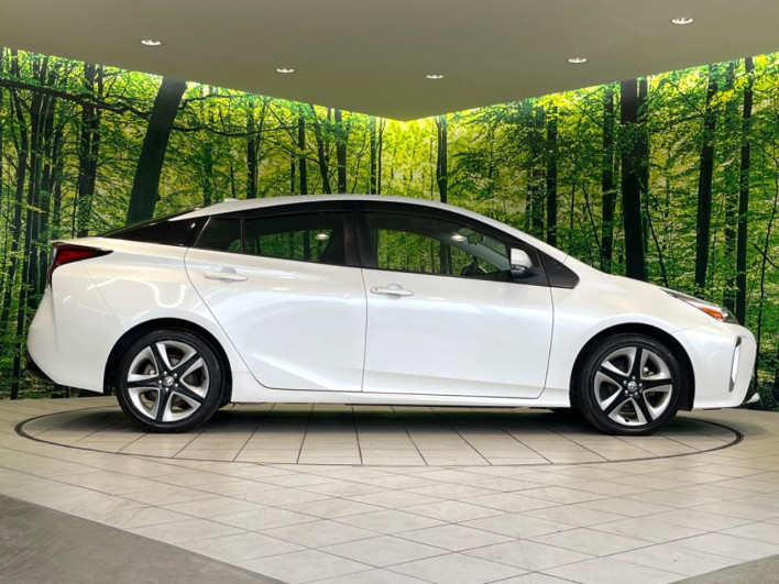 2020 Toyota Prius 6AA-ZVW51 (UW-69f80e2b07cf2)[13]