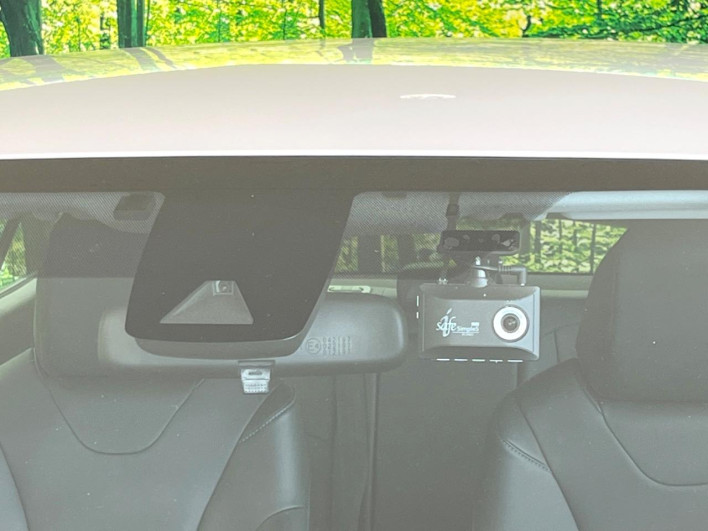 2020 Toyota Prius 6AA-ZVW51 (UW-69f80e2b07cf2)[8]