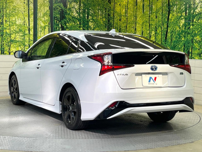 2021 Toyota Prius 6AA-ZVW51 (UW-69f80e2b5d5e1)[29]
