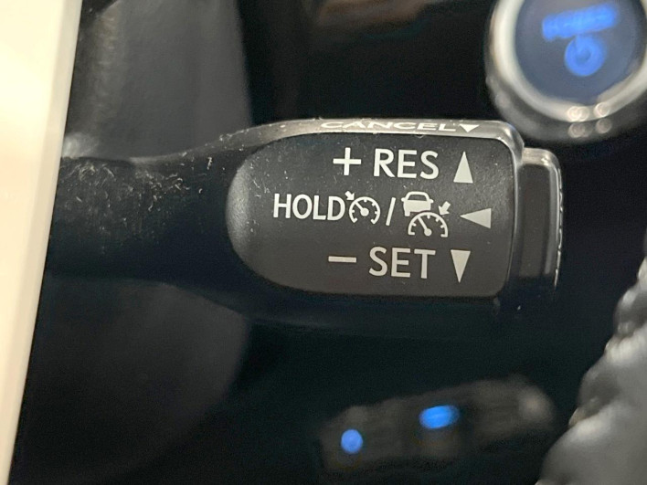 2017 Toyota Prius PHV DLA-ZVW52 (UW-69f80e2cbbda4)[25]