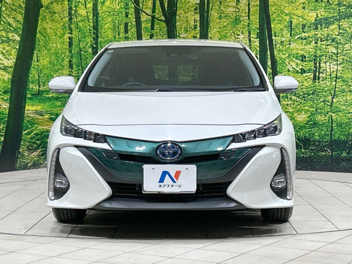 2018 Toyota Prius PHV DLA-ZVW52 (UW-69f80e2d2623b)[12]