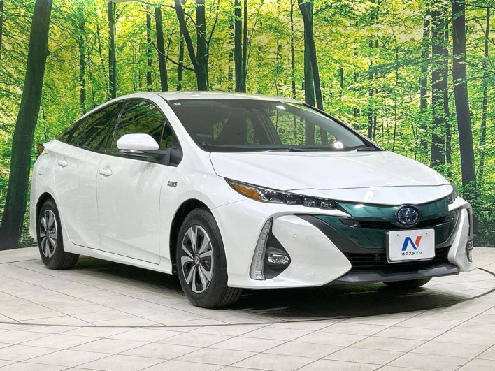 2018 Toyota Prius PHV DLA-ZVW52 (UW-69f80e2d2623b)[11]
