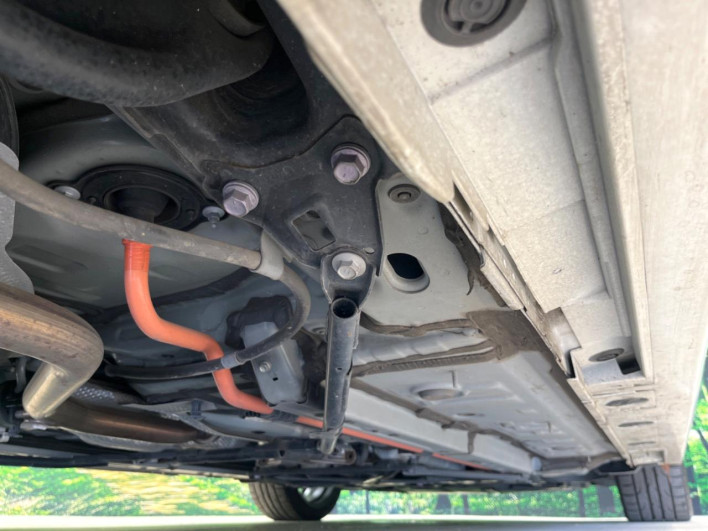 2018 Toyota Prius PHV DLA-ZVW52 (UW-69f80e2d4e034)[28]