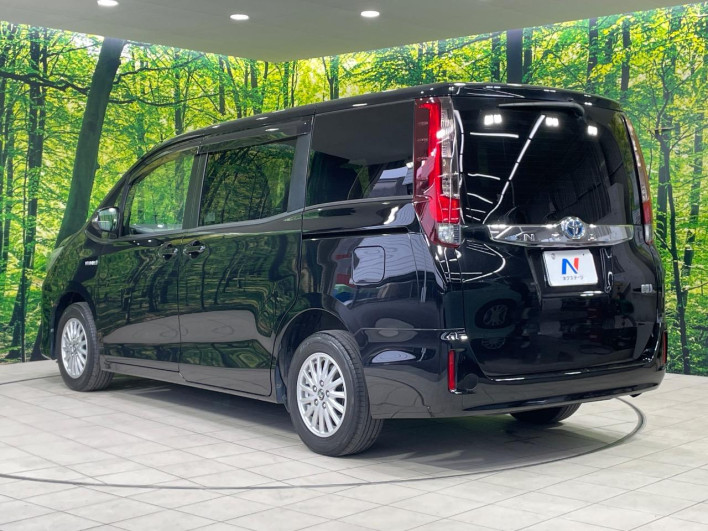 2014 Toyota Noah DAA-ZWR80G (UW-69f80e31d15db)[19]