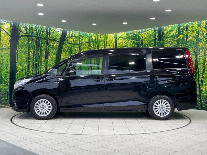 2014 Toyota Noah DAA-ZWR80G (UW-69f80e31d15db)[18]