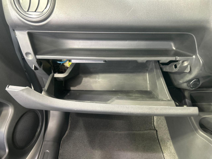 2012 Mitsubishi Mirage DBA-A05A (UW-69f95dcd05ff0)[4]