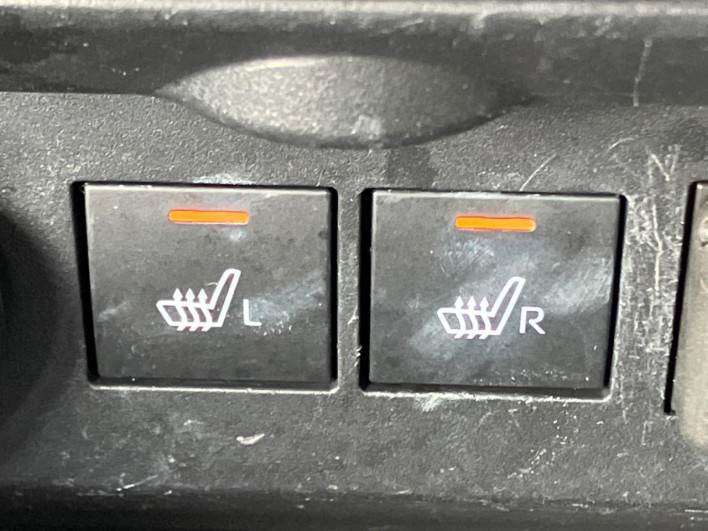 2019 Daihatsu Rocky 5BA-A200S (UW-69f95dd020324)[17]