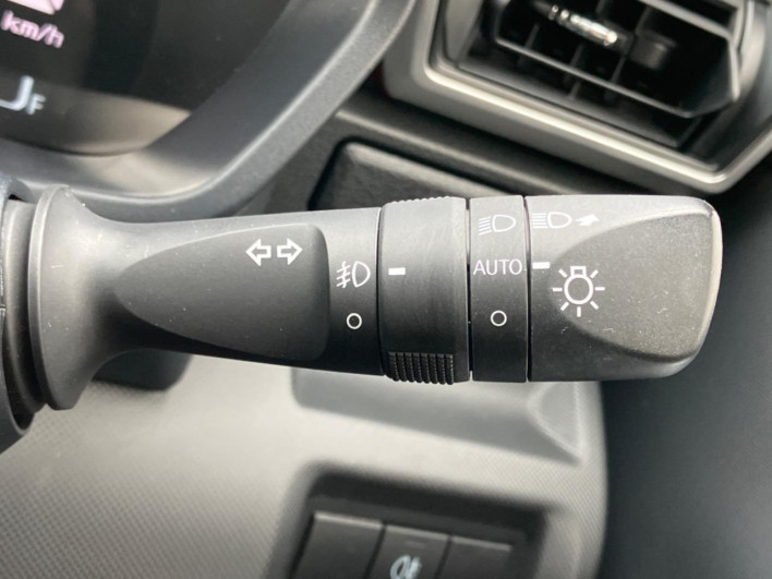 2019 Daihatsu Rocky 5BA-A200S (UW-69f95dd020324)[25]