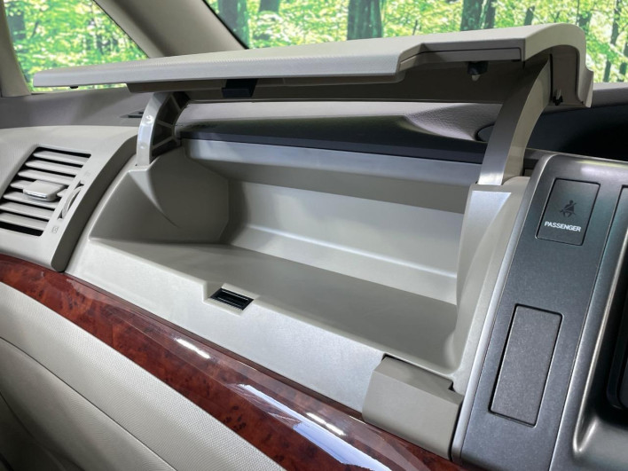 2011 Toyota Estima DBA-ACR50W (UW-69f95dd76a3d6)[27]