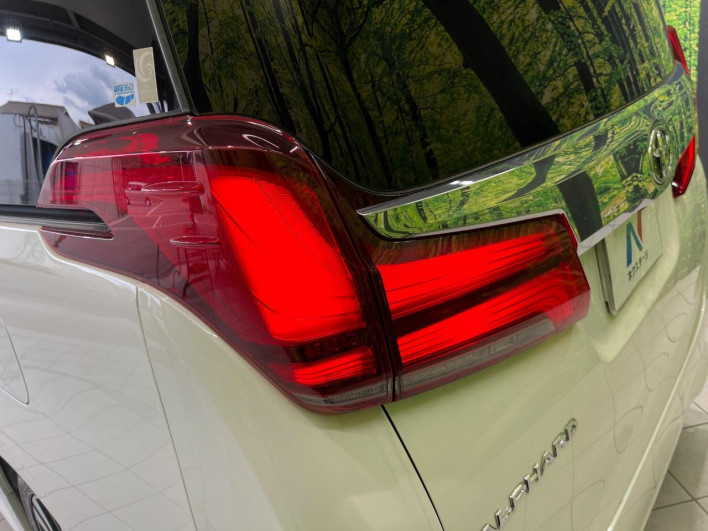 2018 Toyota Alphard DBA-AGH30W (UW-69f95dda69f13)[21]