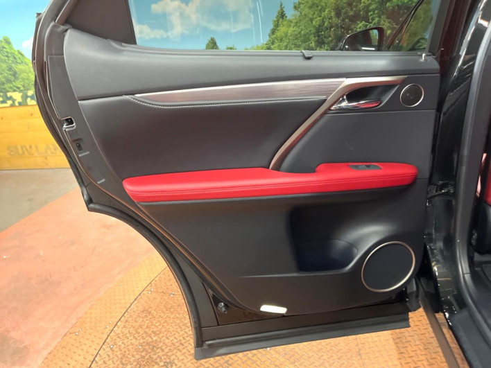 2020 Lexus RX DBA-AGL25W (UW-69f95de1c4dea)[7]