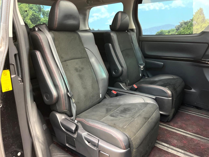2014 Toyota Vellfire DBA-ANH20W (UW-69f95de464cd3)[29]