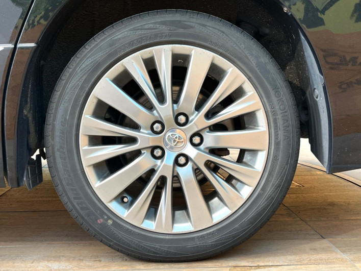 2014 Toyota Vellfire DBA-ANH20W (UW-69f95de464cd3)[23]