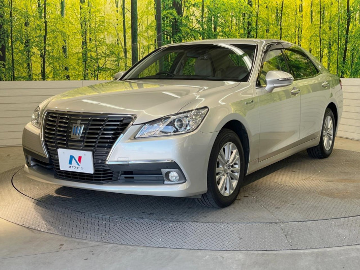 2015 Toyota Crown Hybrid DAA-AWS211 (UW-69f95de7a5947)[1]