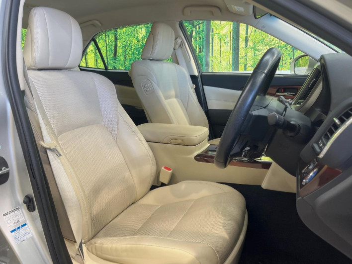 2015 Toyota Crown Hybrid DAA-AWS211 (UW-69f95de7a5947)[11]