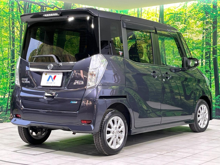 2015 Nissan DAYZ ROOX DBA-B21A (UW-69f95df155066)[17]