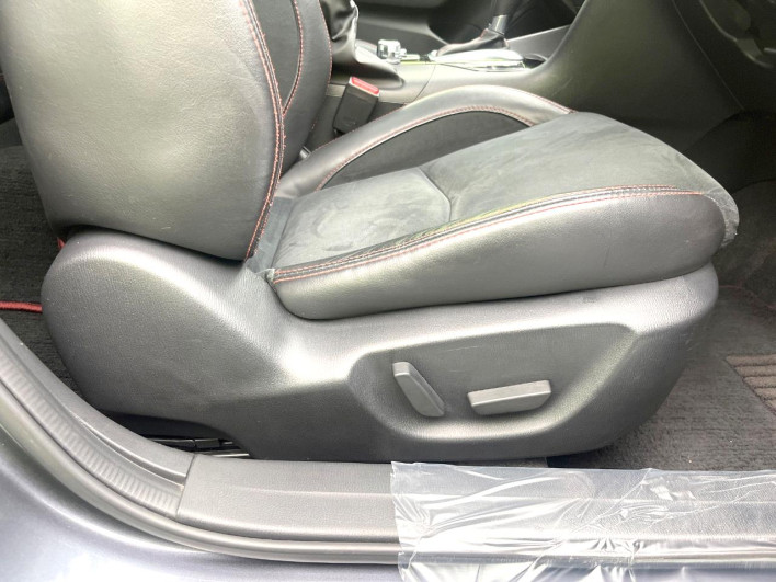 2014 Mazda Axela Sports LDA-BM2FS (UW-69f95e0175200)[16]