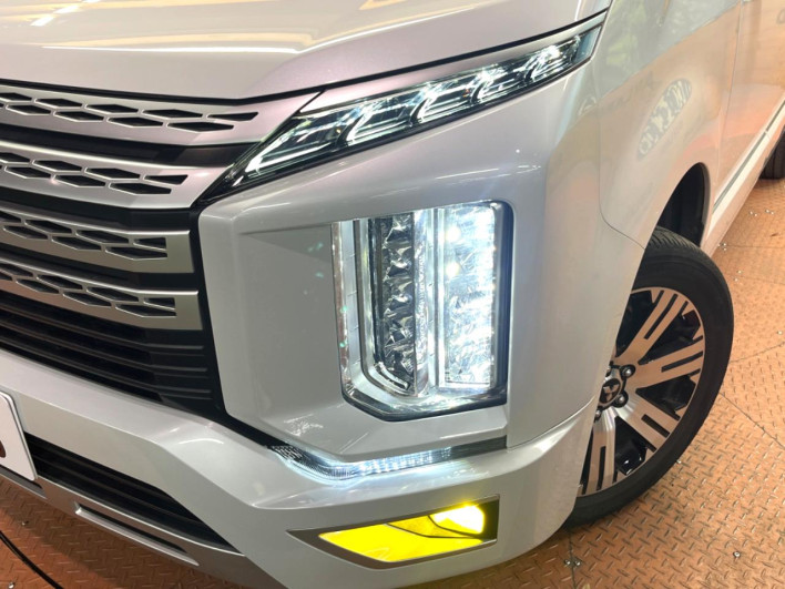 2022 Mitsubishi Delica D:5 3DA-CV1W (UW-69f95e03c5a9b)[14]