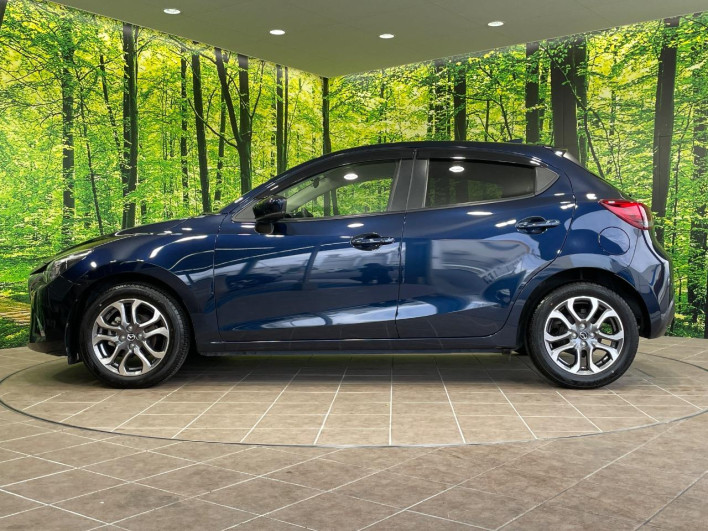 2017 Mazda Demio LDA-DJ5FS (UW-69f95e08b4943)[19]