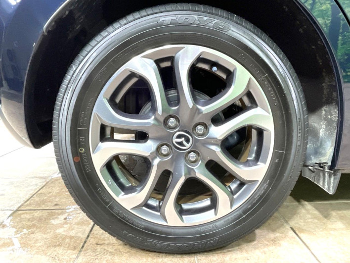 2017 Mazda Demio LDA-DJ5FS (UW-69f95e08cf36c)[23]