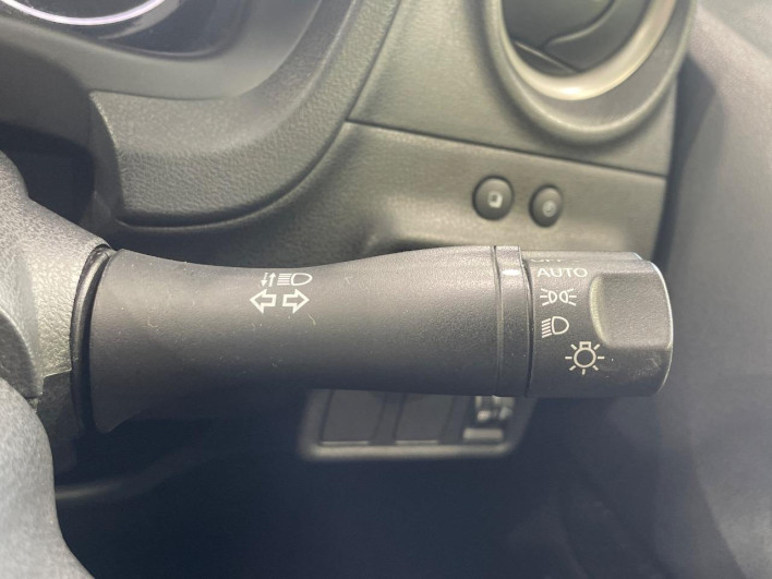 2013 Nissan Note DBA-E12 (UW-69f95e0c9af8f)[20]