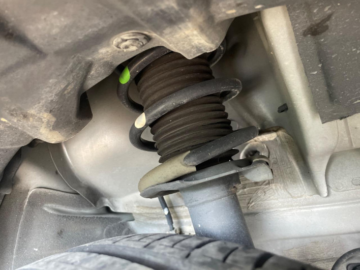 2013 Nissan Note DBA-E12 (UW-69f95e0c9af8f)[9]