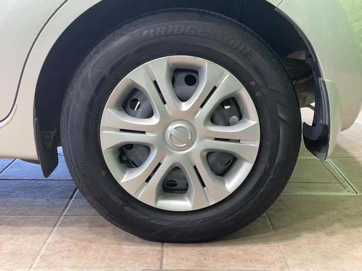 2013 Nissan Note DBA-E12 (UW-69f95e0c9af8f)[6]